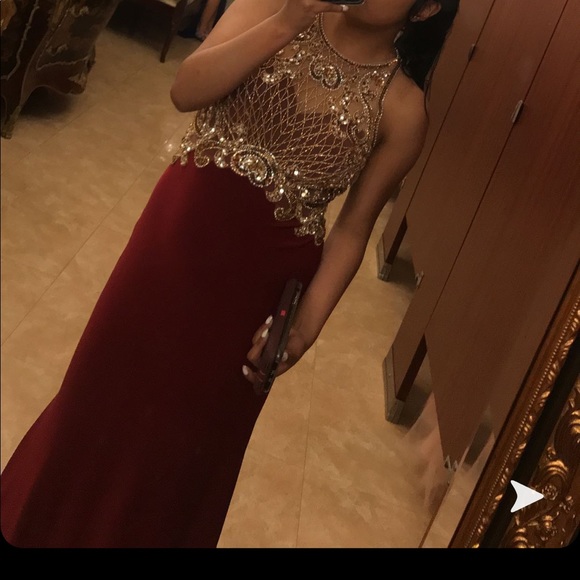 Prom dress - Picture 2 of 4